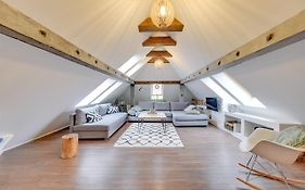 Grand Apartments - Wood Loft Apartment
